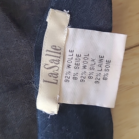 La Salle Wool/Silk Skarf 28× 75 - Picture 3 of 4